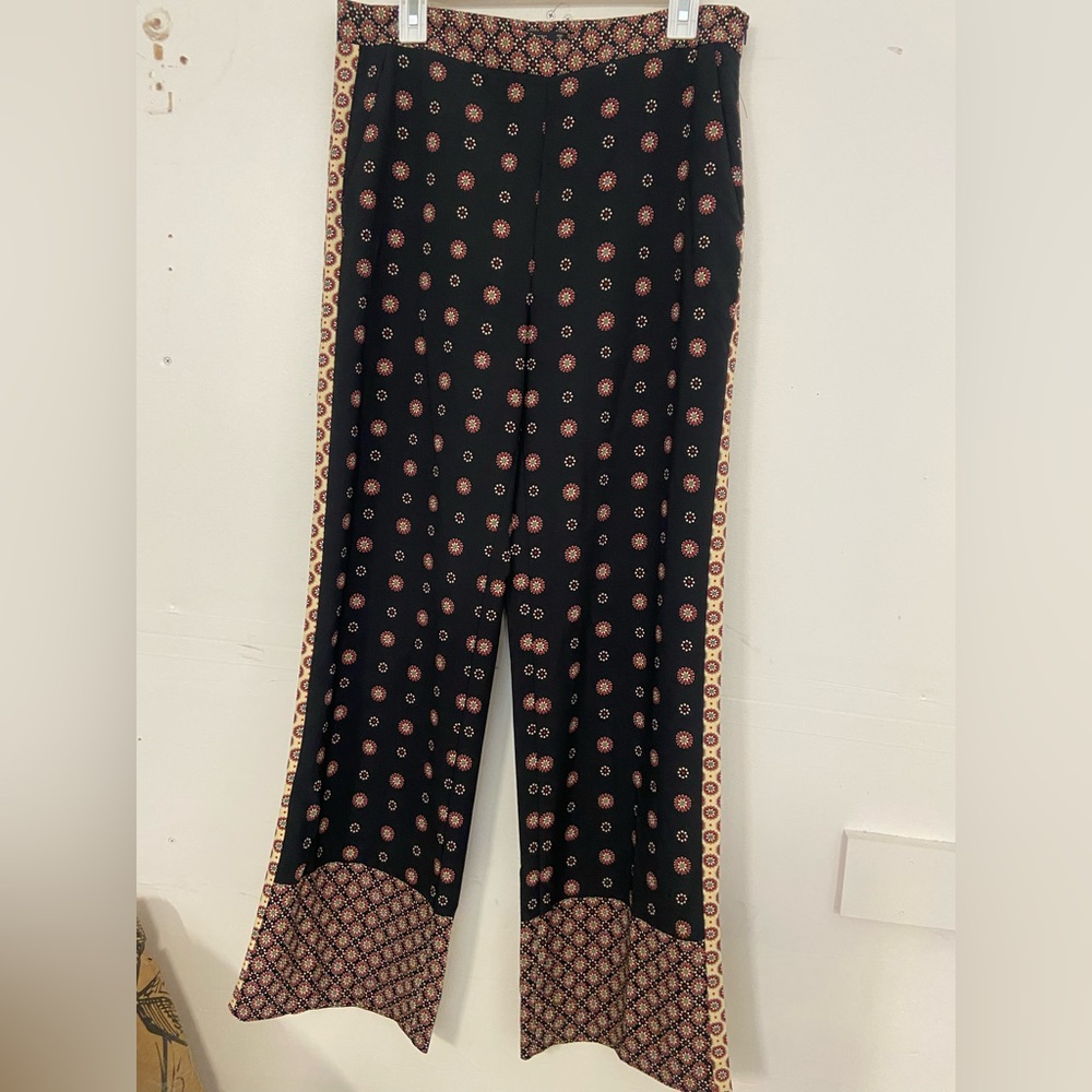 Zara Black and Red Floral Pattern Pants